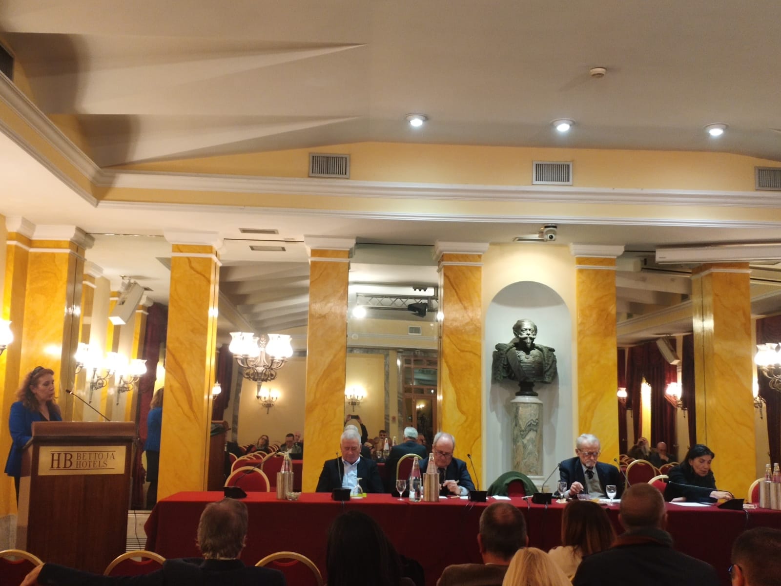 Registrazione video di "III Congresso nazionale Destra Liberale Italiana", registrato a Roma il sabato 4 febbraio 2023 alle 10:20. L'evento è stato organizzato da Destra Liberale Italiana.